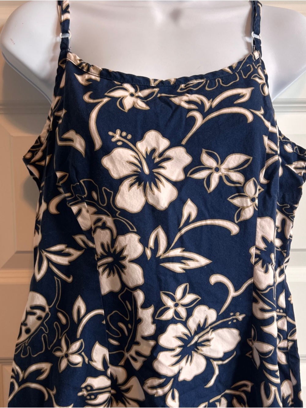 HILO HATTIE Hawaiian Hibiscus Midi Dress Size M - Picture 3 of 5